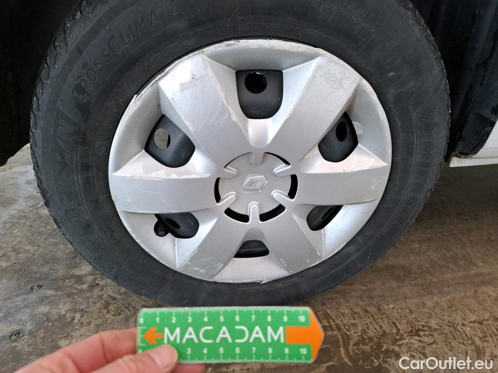  Renault  Kangoo  Express Grand Confort (L1) 1.5 dCi 90CV BVM5 E6 #30