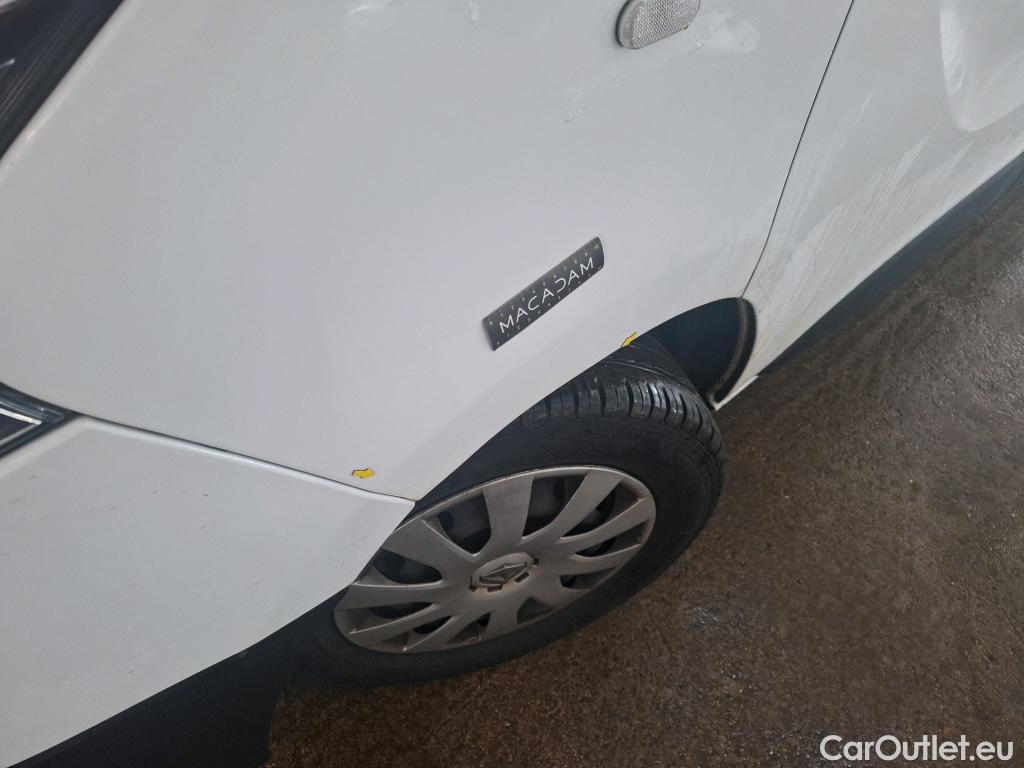  Renault  Trafic RENAULT  / 2019 / 4P / Fourgon tole NV FG GCF L1H2 1200 Energy dCi 145 #10