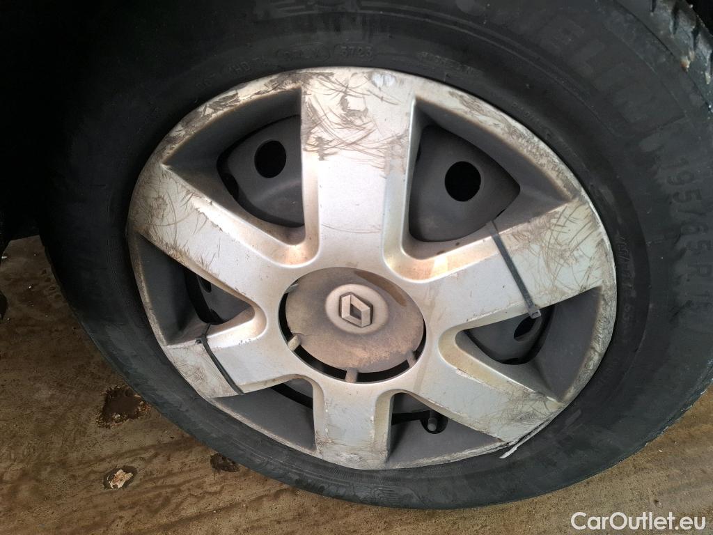  Renault  Kangoo  Express Grand Confort (L1) 1.5 dCi 90CV BVM5 E6 #100