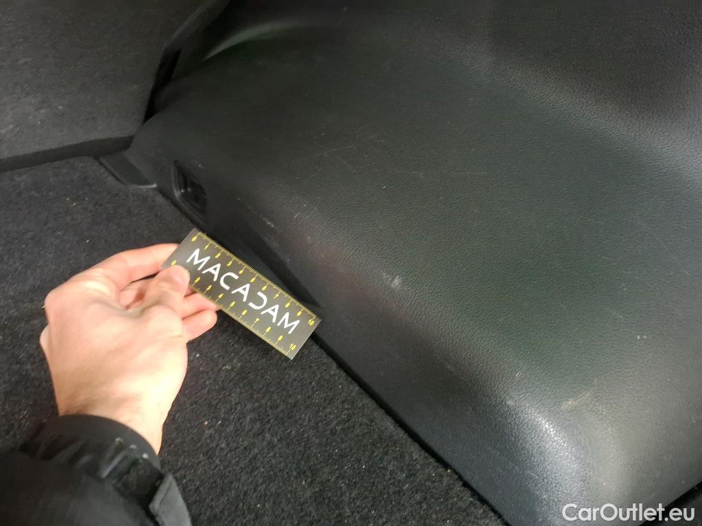  Hyundai  Tucson  Business 2WD 1.6 CRDi 135CV BVA7 E6dT #40