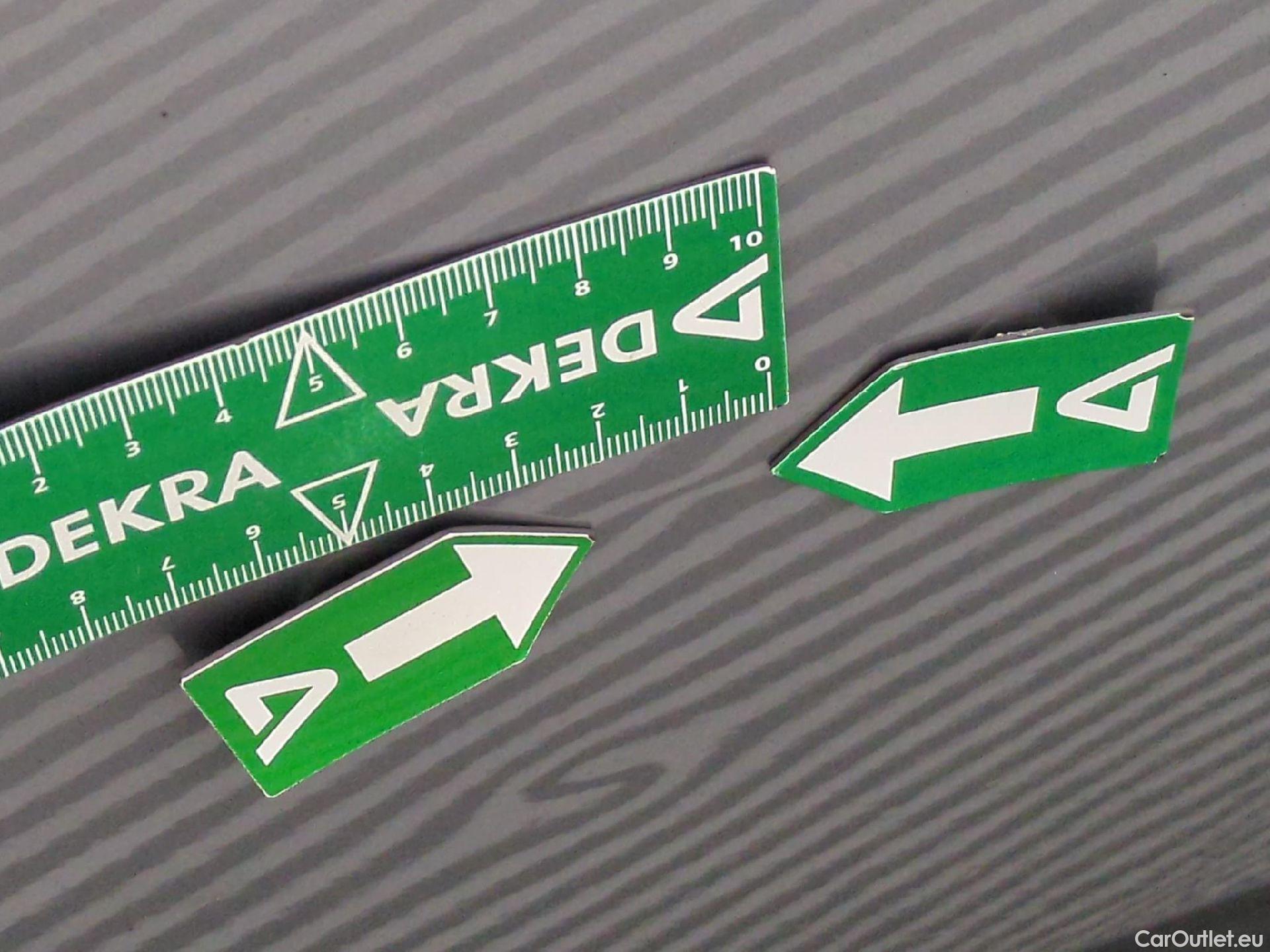  Hyundai  Tucson HYUNDAI  / 2020 / 5P / SUV 1.6 PHEV 265 HTRAC BUSINESS 4WD AUTO #28