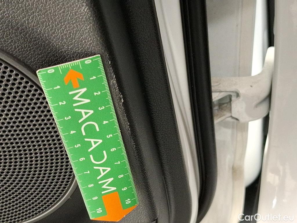  Hyundai  Konna Kona Creative Hybrid 2WD 1.6 GDI 140CV BVA6 E6d #25