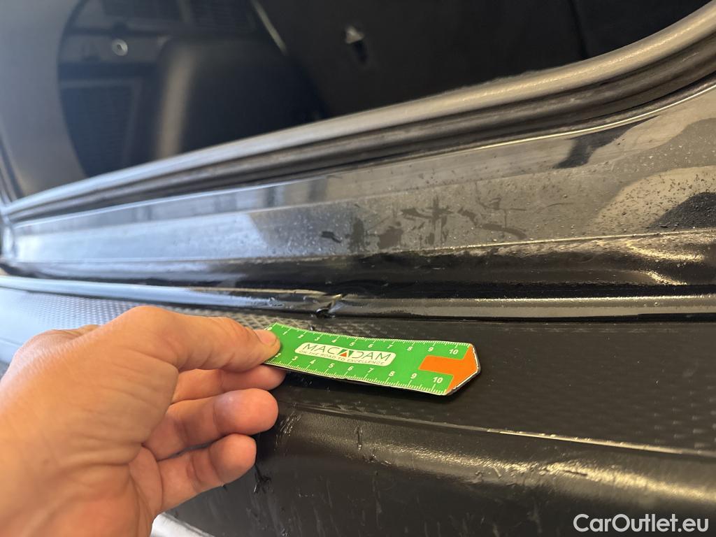  Ford  Kuga FORD  / 2019 / 5P / SUV 2.5 190 hybrid Flexifuel Pshift Titanium #3