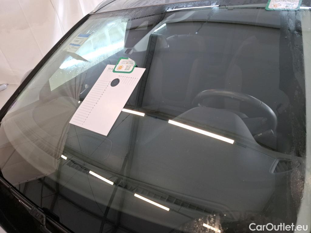  Opel   Grandland X Grandland X Elegance Business 1.2 Turbo 130CV BVM6 E6d #7