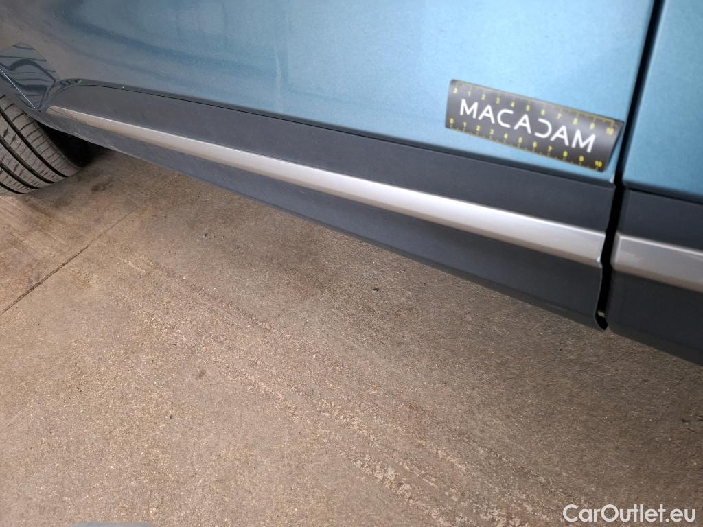  KIA  Sportage KIA  / 2021 / 5P / SUV 1.6 T-GDI 265 PHEV AUTO 4WD ACTIVE #18