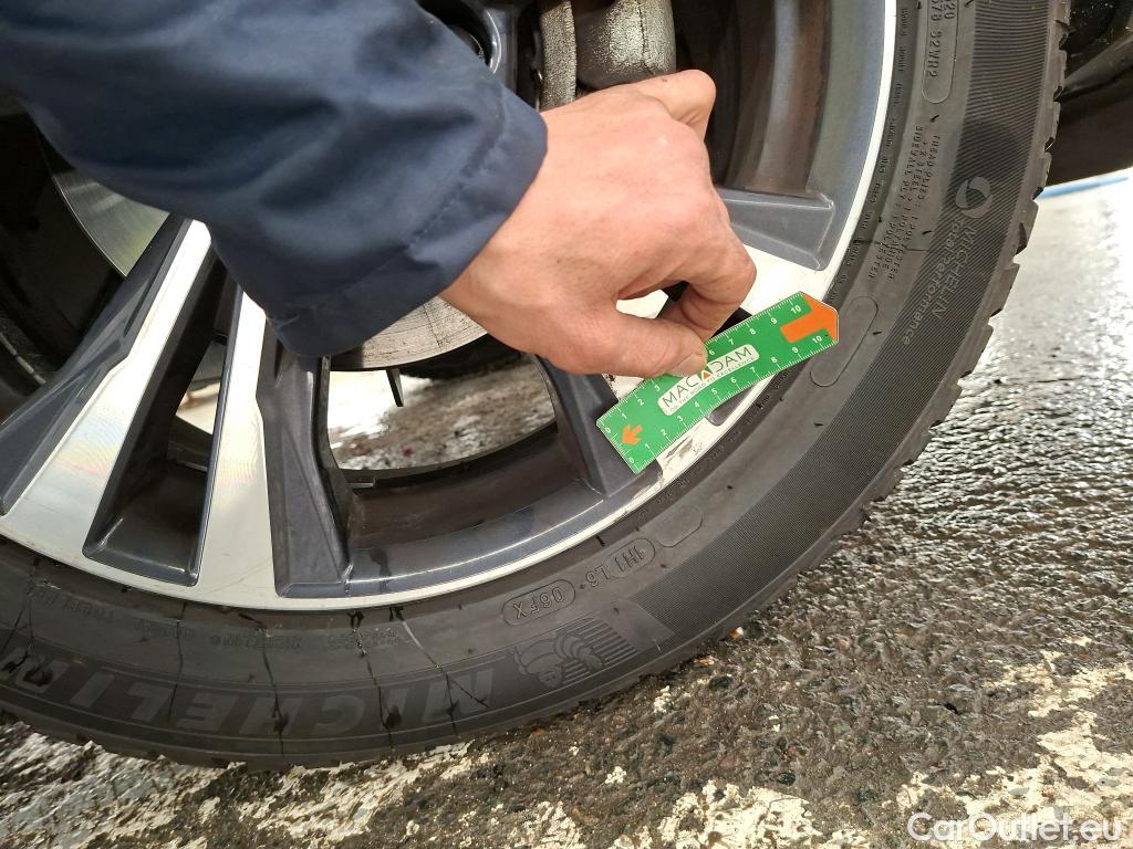  Nissan  Qashqai NISSAN  / 2017 / 5P / Crossover 1.5 DCI 115 Business+ #17