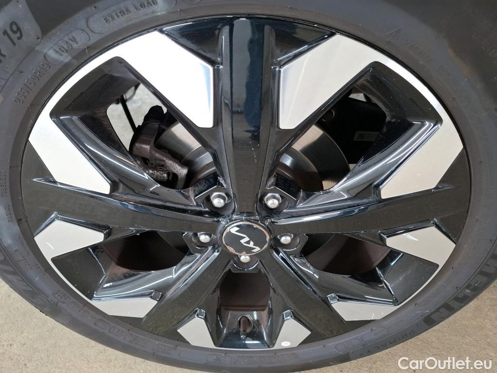  KIA  Sportage KIA  / 2021 / 5P / SUV 1.6 T-GDI 265 PHEV AUTO 4WD ACTIVE #11