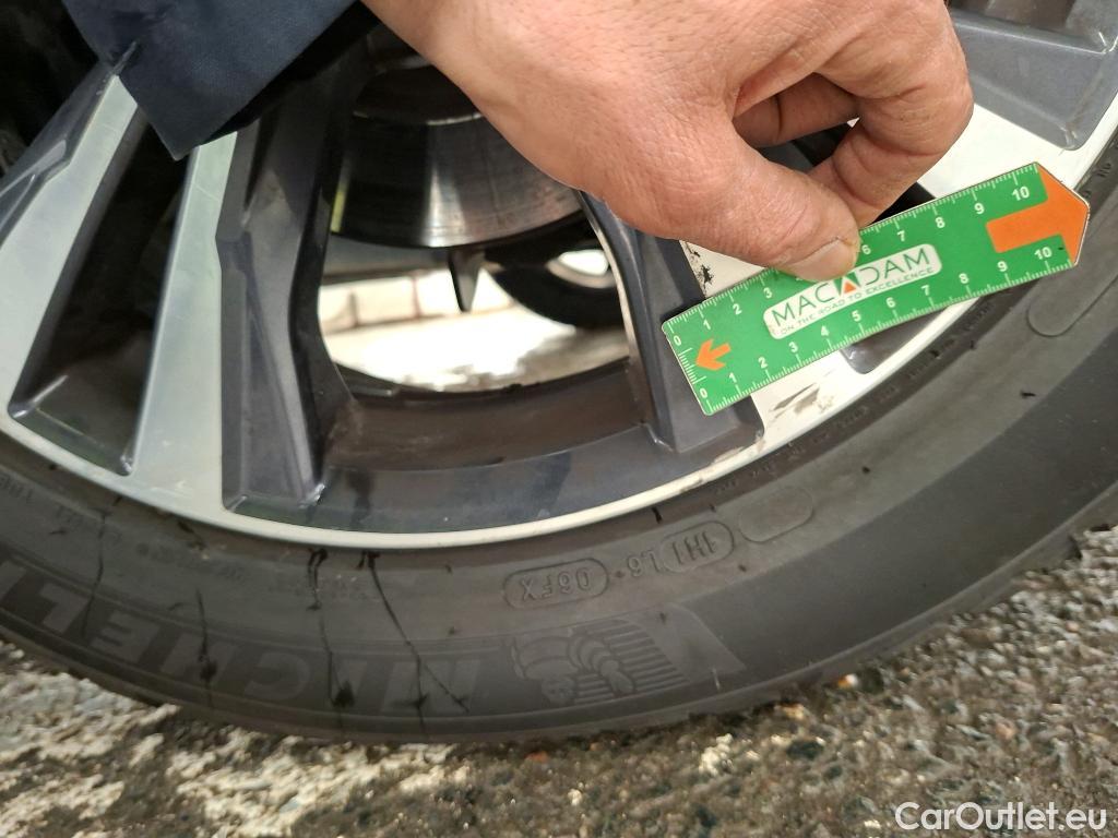  Nissan  Qashqai NISSAN  / 2017 / 5P / Crossover 1.5 DCI 115 Business+ #18