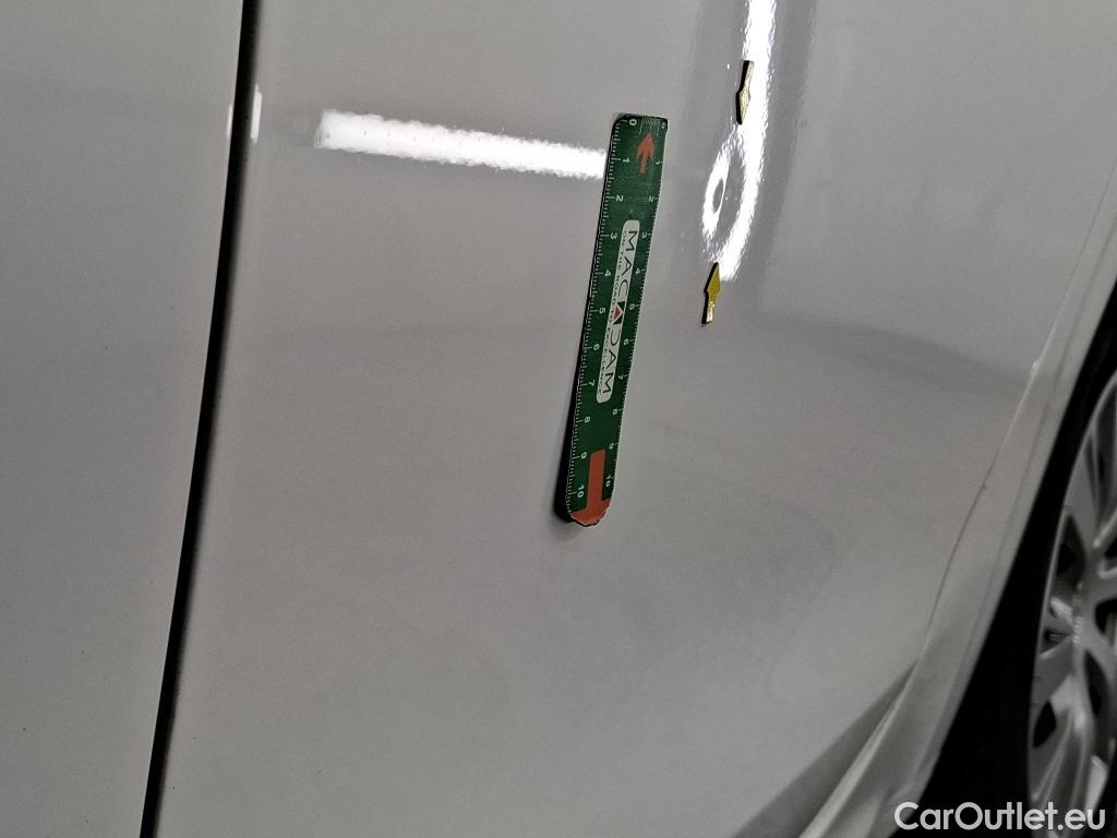  Peugeot  208 PEUGEOT  5p Berline Puretech 82 S&S ACTIVE BUSINESS #9