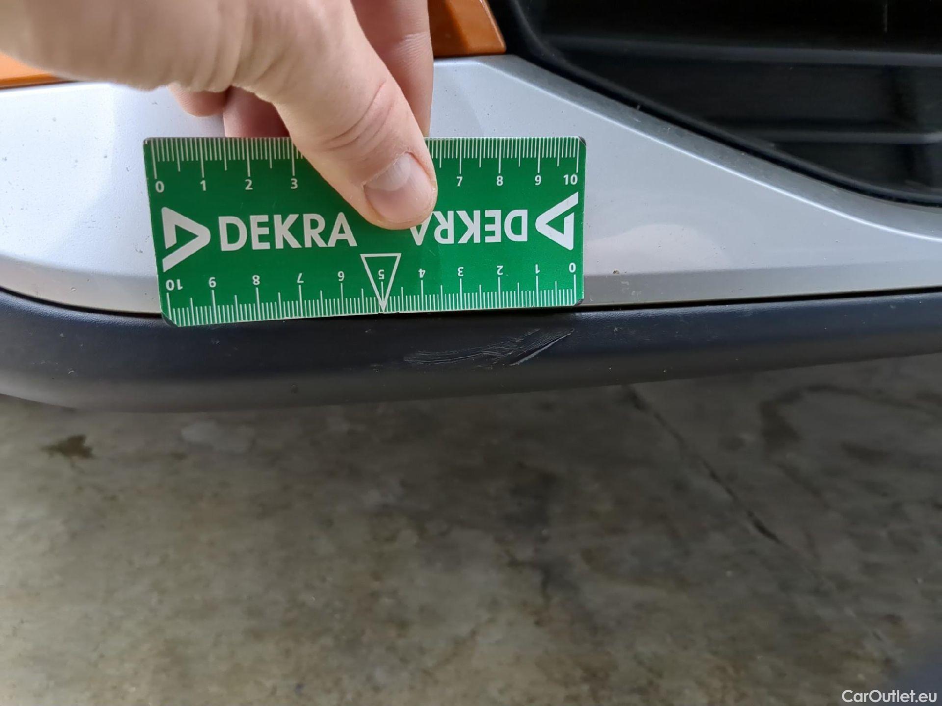  Peugeot  2008  Allure Business 1.2 PureTech 100CV BVM6 E6d #52