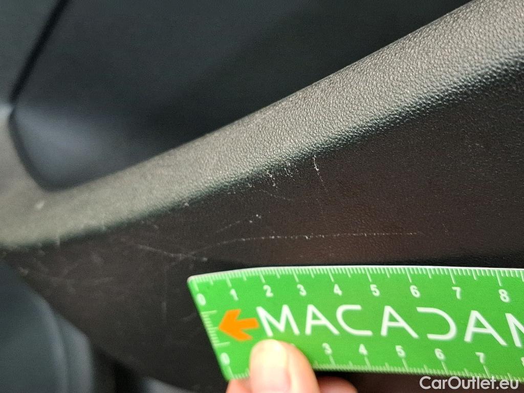  Peugeot  208  Allure Business 1.2 PureTech 110CV BVM6 E6dT #18