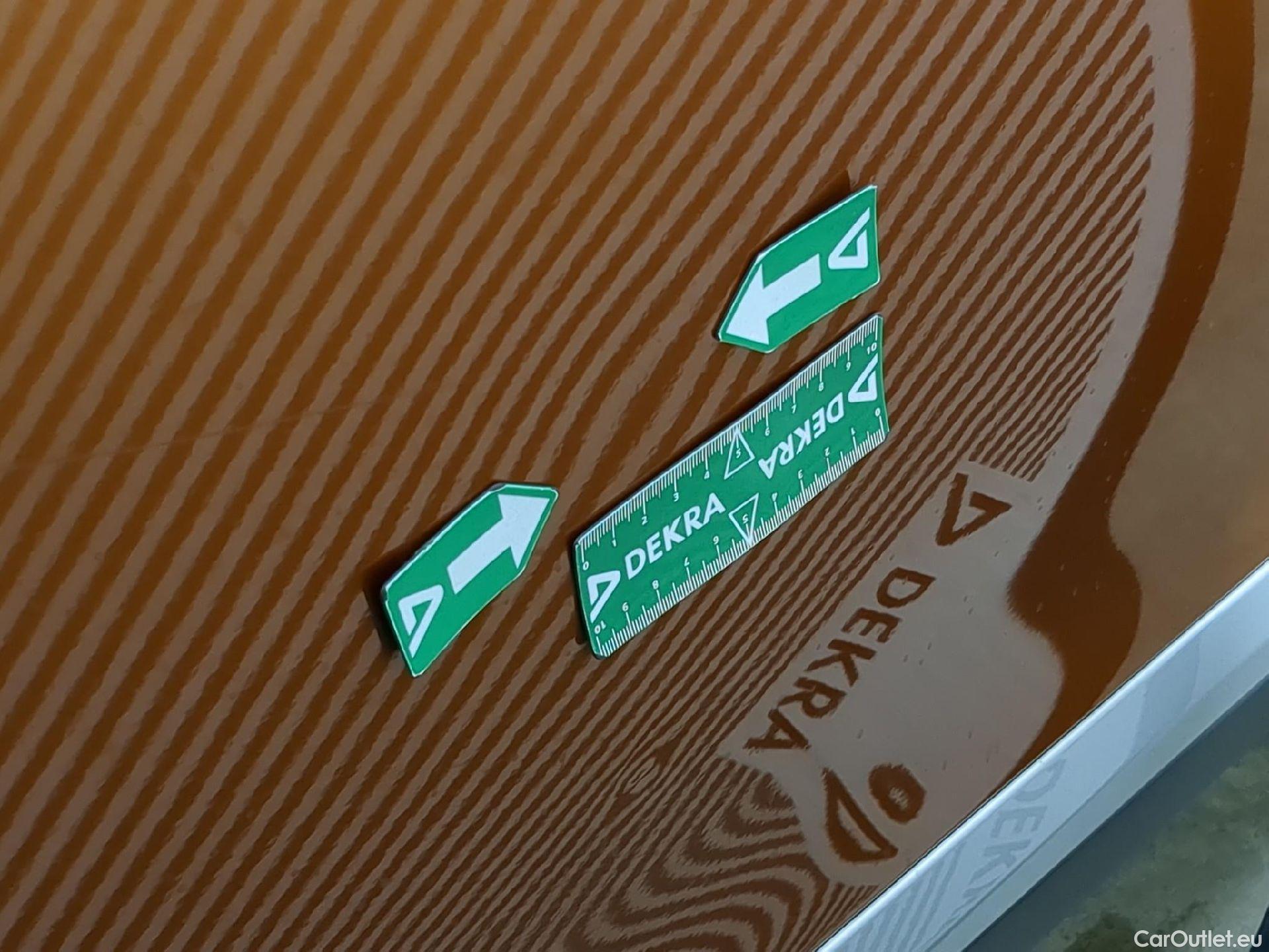  Peugeot  2008  Allure Business 1.2 PureTech 100CV BVM6 E6d #60