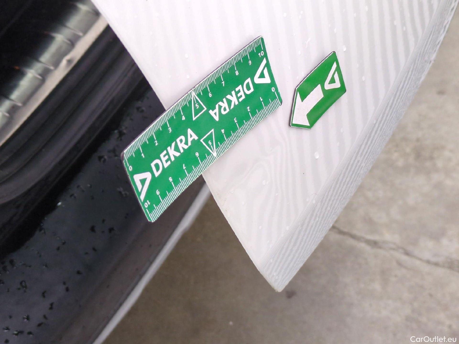  Peugeot  2008  Allure Business 1.5 HDi 100CV BVM5 E6dT #33