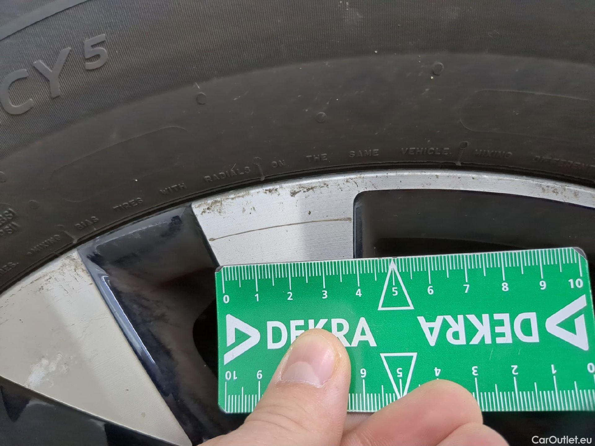  Peugeot  2008  Allure Business 1.2 PureTech 100CV BVM6 E6d #21