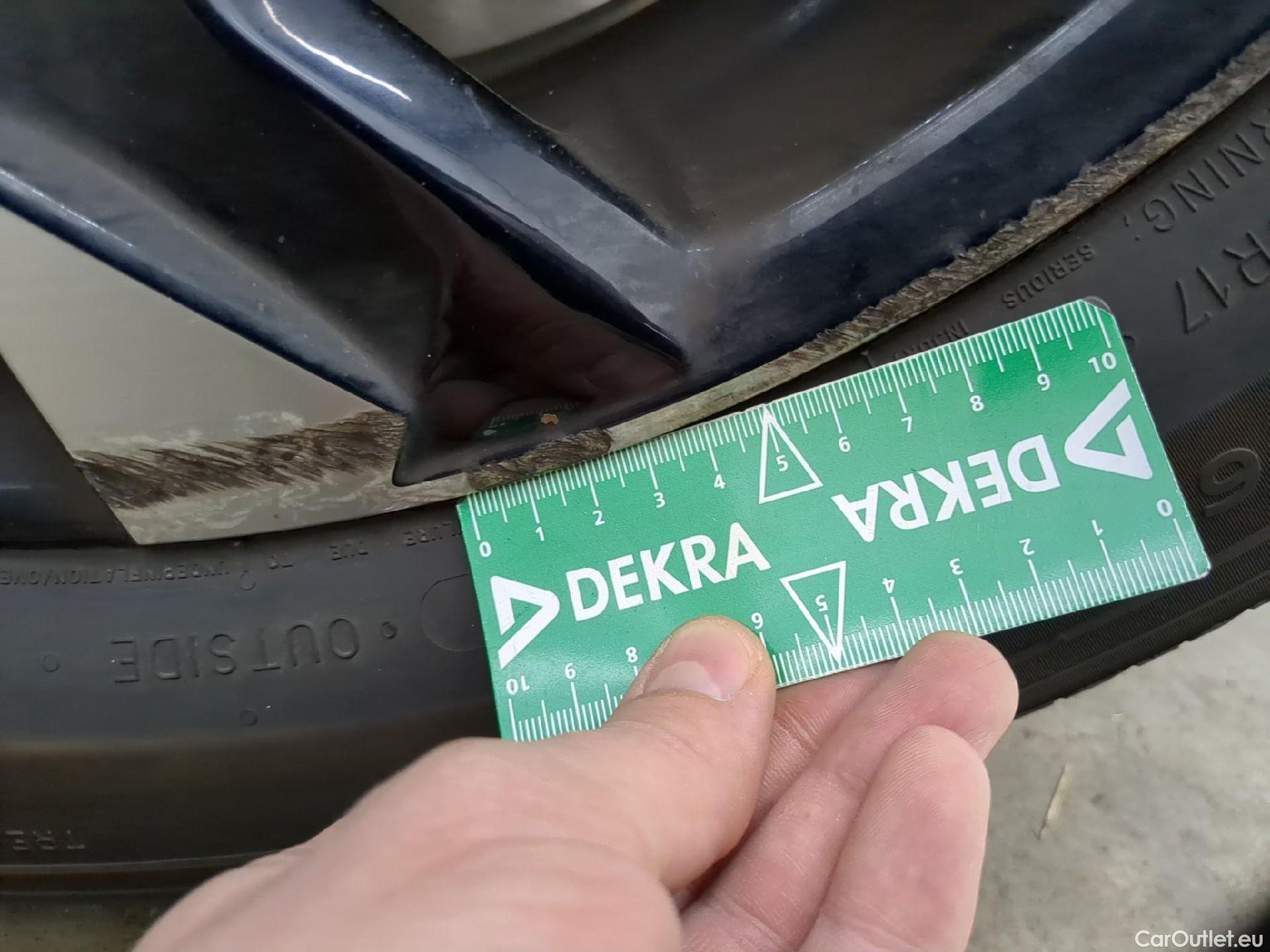  Peugeot  2008  Allure Business 1.2 PureTech 100CV BVM6 E6d #27