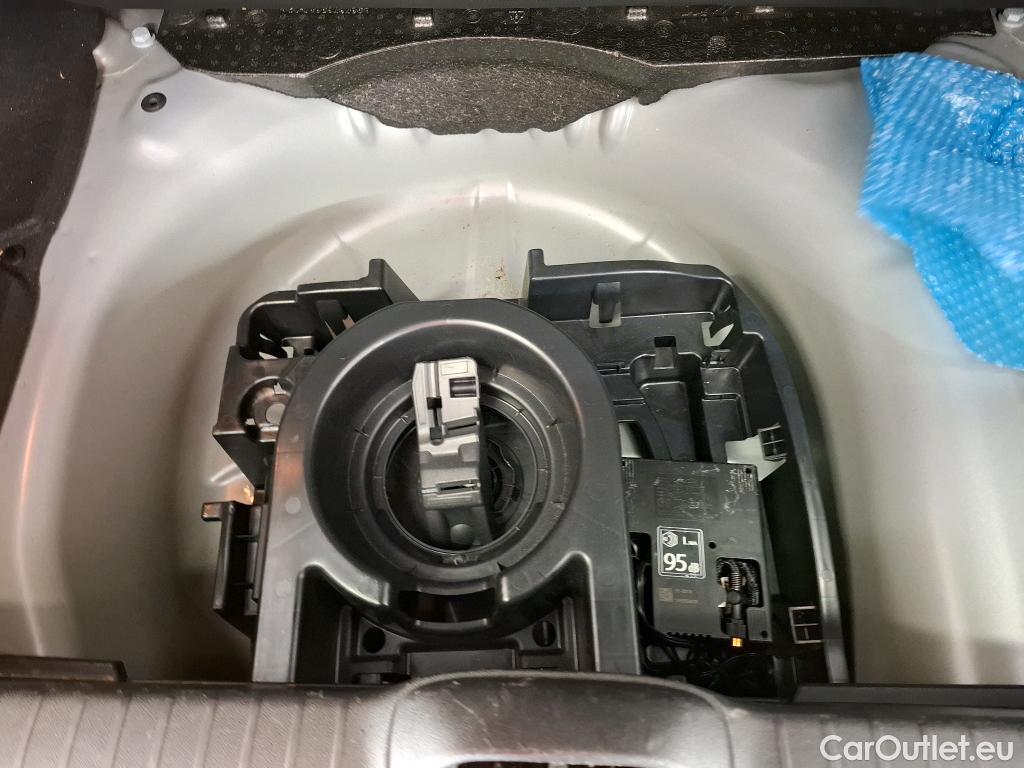  Peugeot  208  Signature 1.2 PureTech 80CV BVM5 E6dT #27