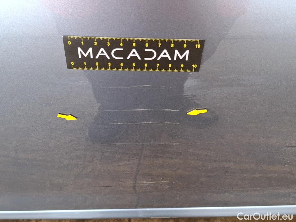  Peugeot  208  Signature 1.2 PureTech 80CV BVM5 E6dT #13