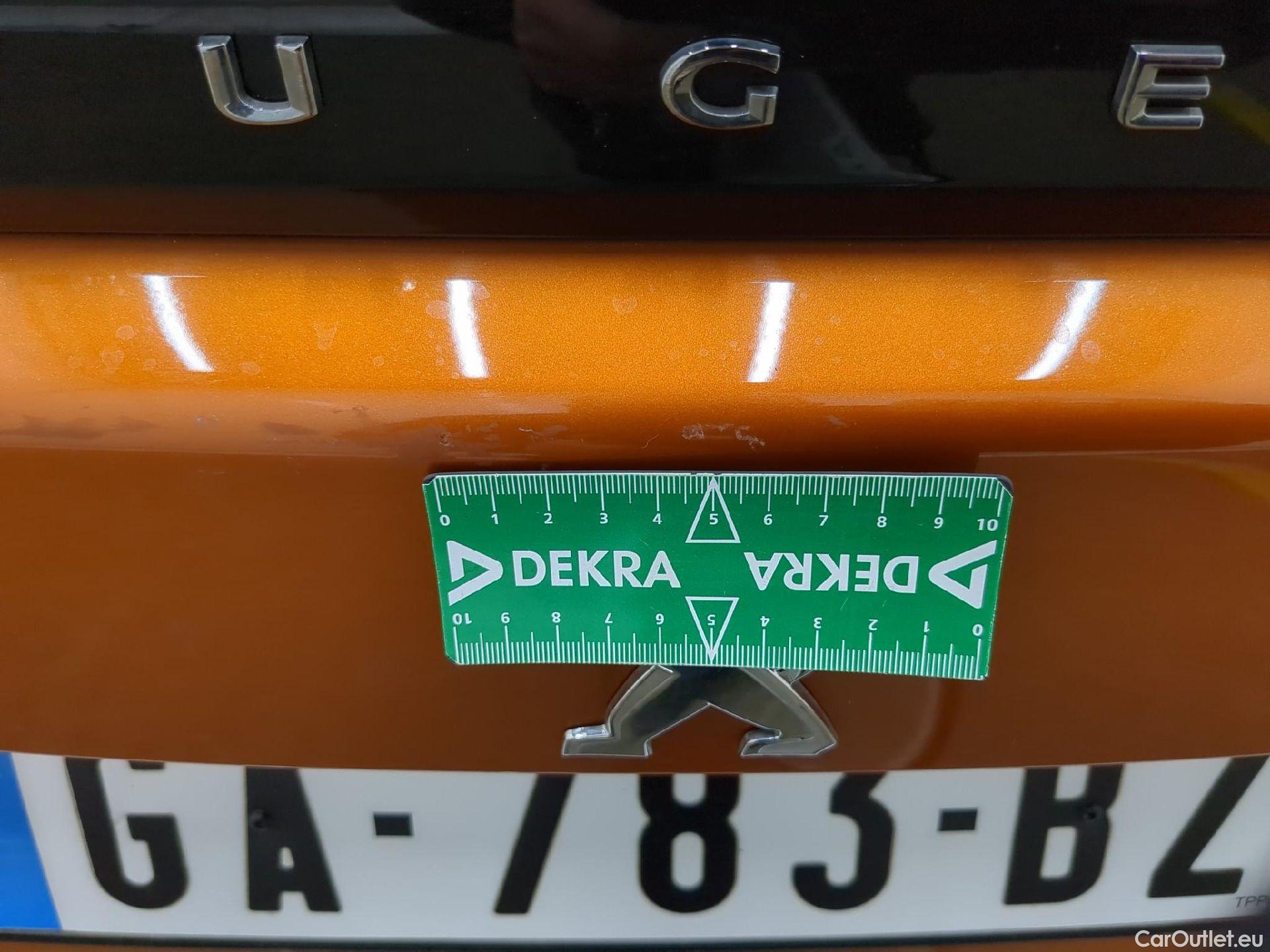  Peugeot  2008  Allure Business 1.2 PureTech 100CV BVM6 E6d #62