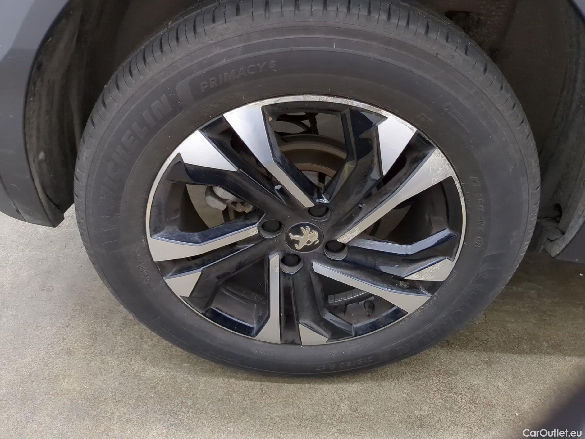  Peugeot  2008  Allure Business 1.2 PureTech 100CV BVM6 E6d #31