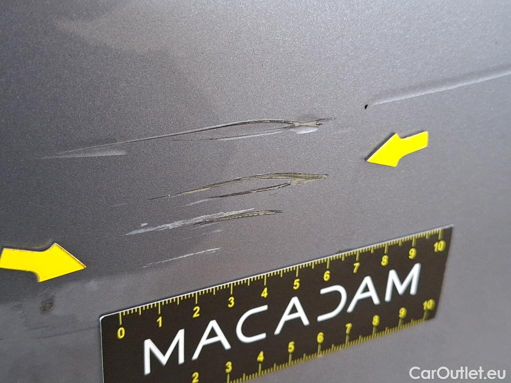  Peugeot  208  Signature 1.2 PureTech 80CV BVM5 E6dT #14