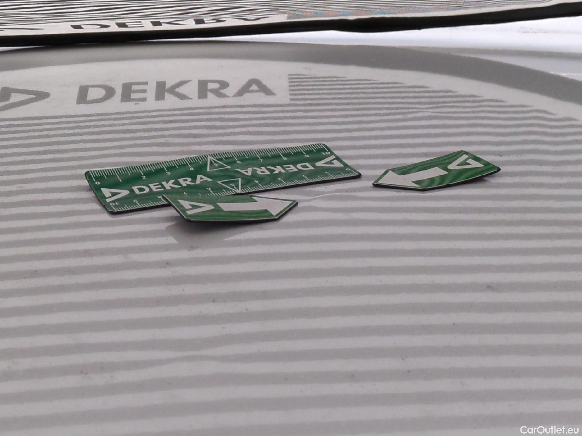  Peugeot  2008  Allure Business 1.5 HDi 100CV BVM5 E6dT #26