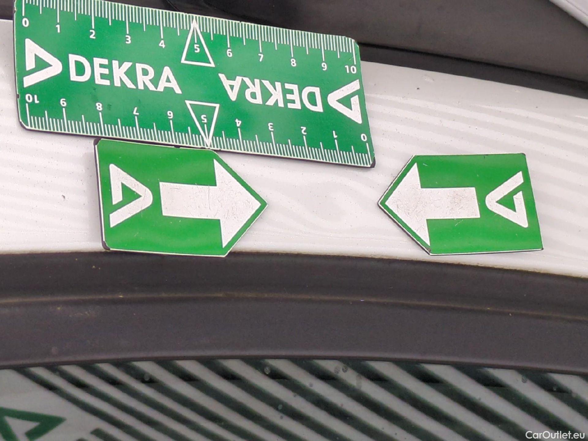  Peugeot  2008  Allure Business 1.5 HDi 100CV BVM5 E6dT #41