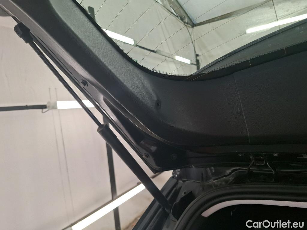  Peugeot  2008  Active Business 1.5 HDi 100CV BVM6 E6d #37