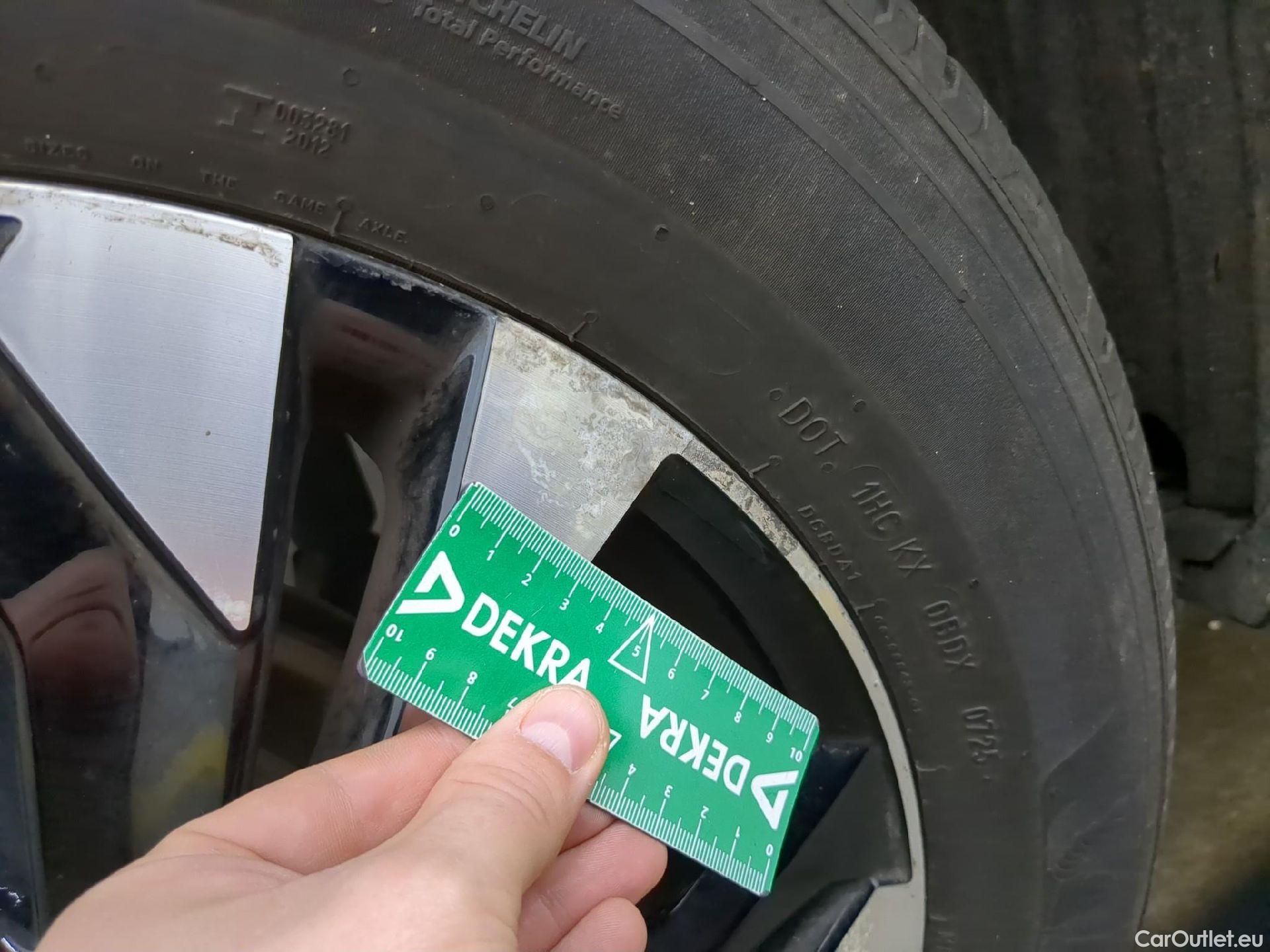  Peugeot  2008  Allure Business 1.2 PureTech 100CV BVM6 E6d #30