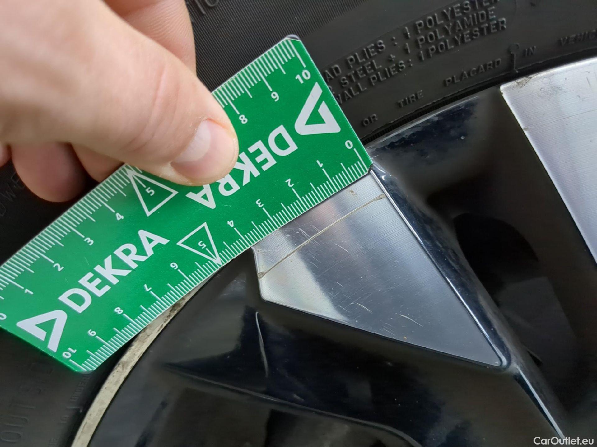  Peugeot  2008  Allure Business 1.2 PureTech 100CV BVM6 E6d #19