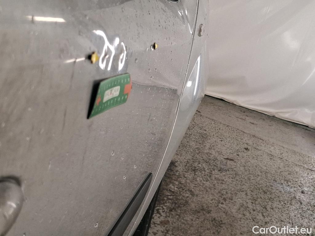  Renault  Kangoo RENAULT  5p Monovolume Zen dCi 90 #11