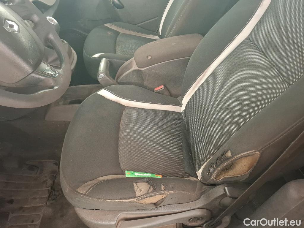  Renault  Kangoo RENAULT  5p Monovolume Zen dCi 90 #18