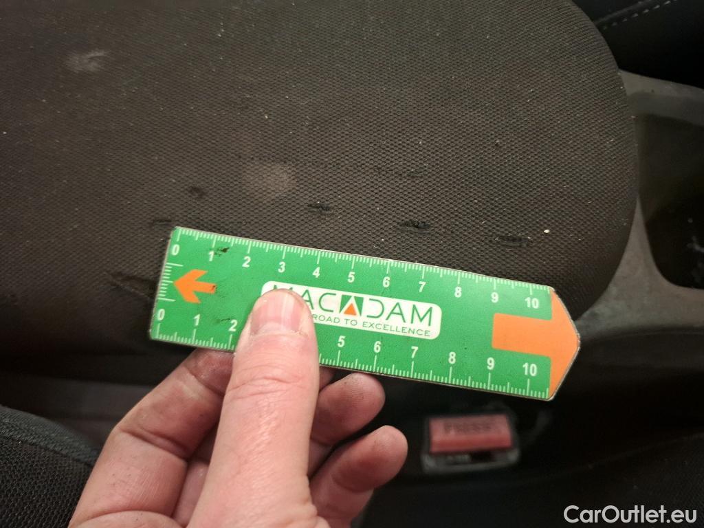  Renault  Kangoo RENAULT  5p Monovolume Zen dCi 90 #53