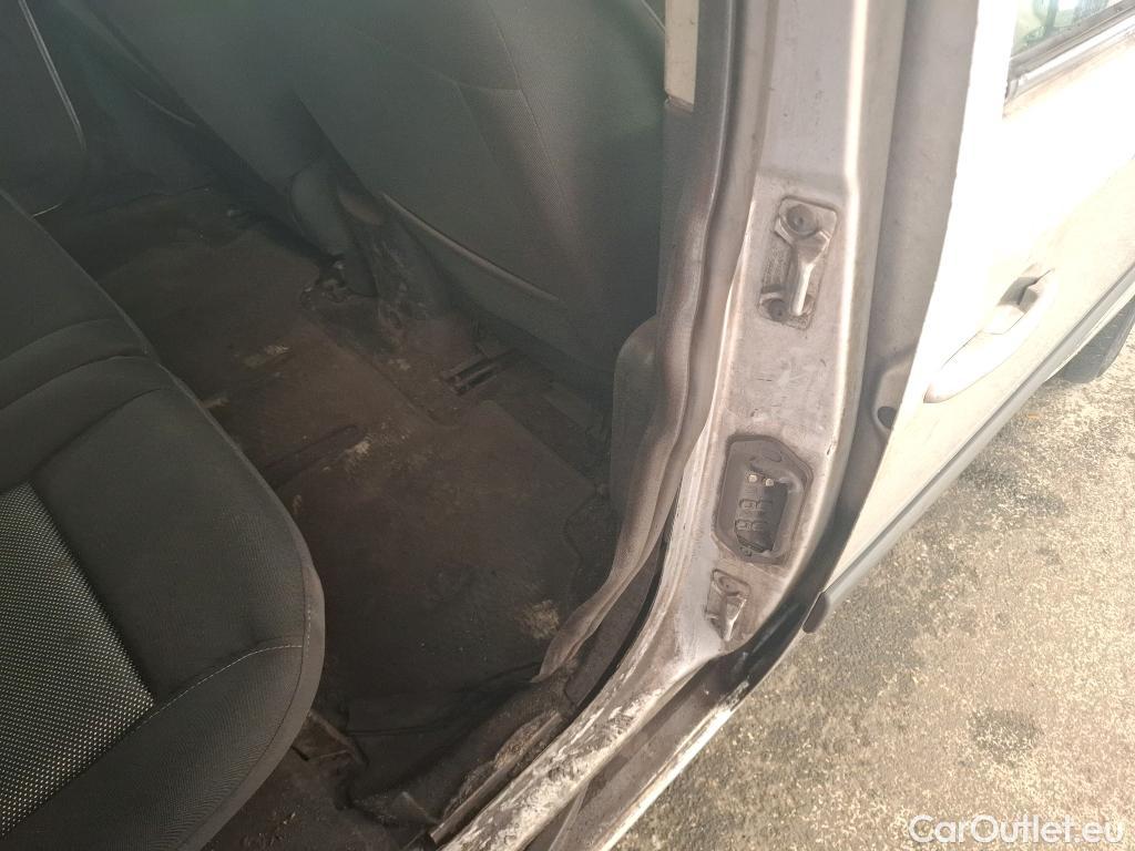  Renault  Kangoo RENAULT  5p Monovolume Zen dCi 90 #86