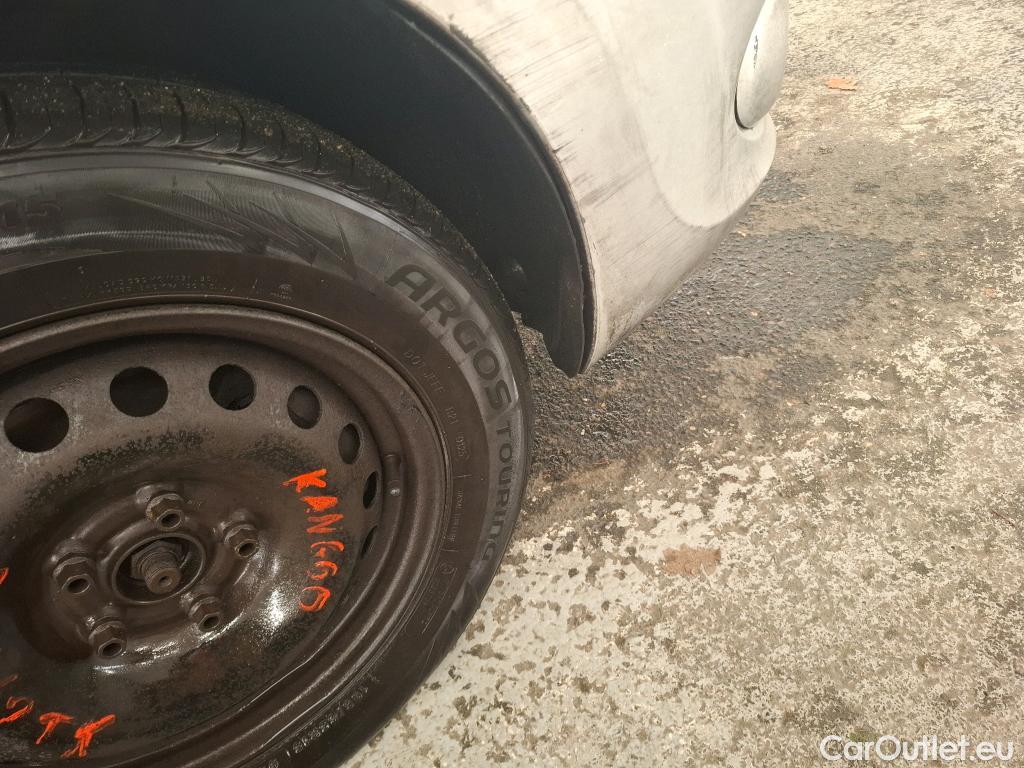  Renault  Kangoo RENAULT  5p Monovolume Zen dCi 90 #42