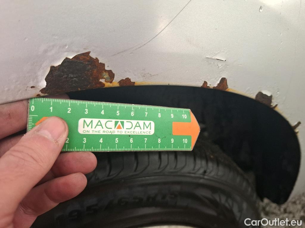  Renault  Kangoo RENAULT  5p Monovolume Zen dCi 90 #21