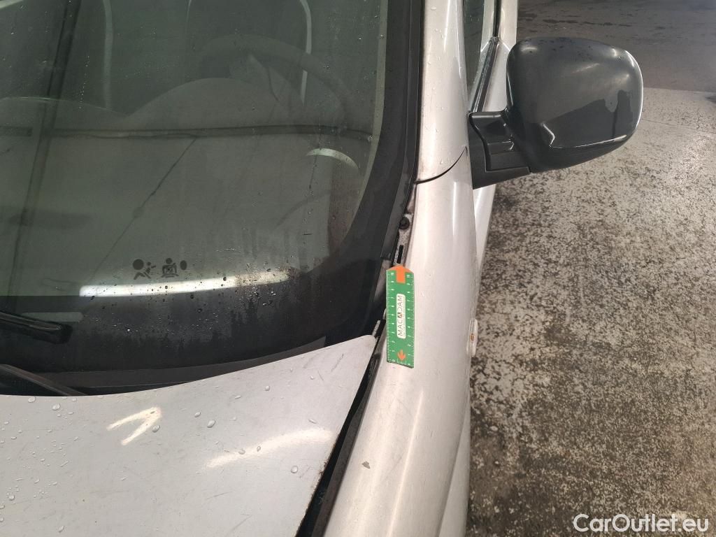  Renault  Kangoo RENAULT  5p Monovolume Zen dCi 90 #80