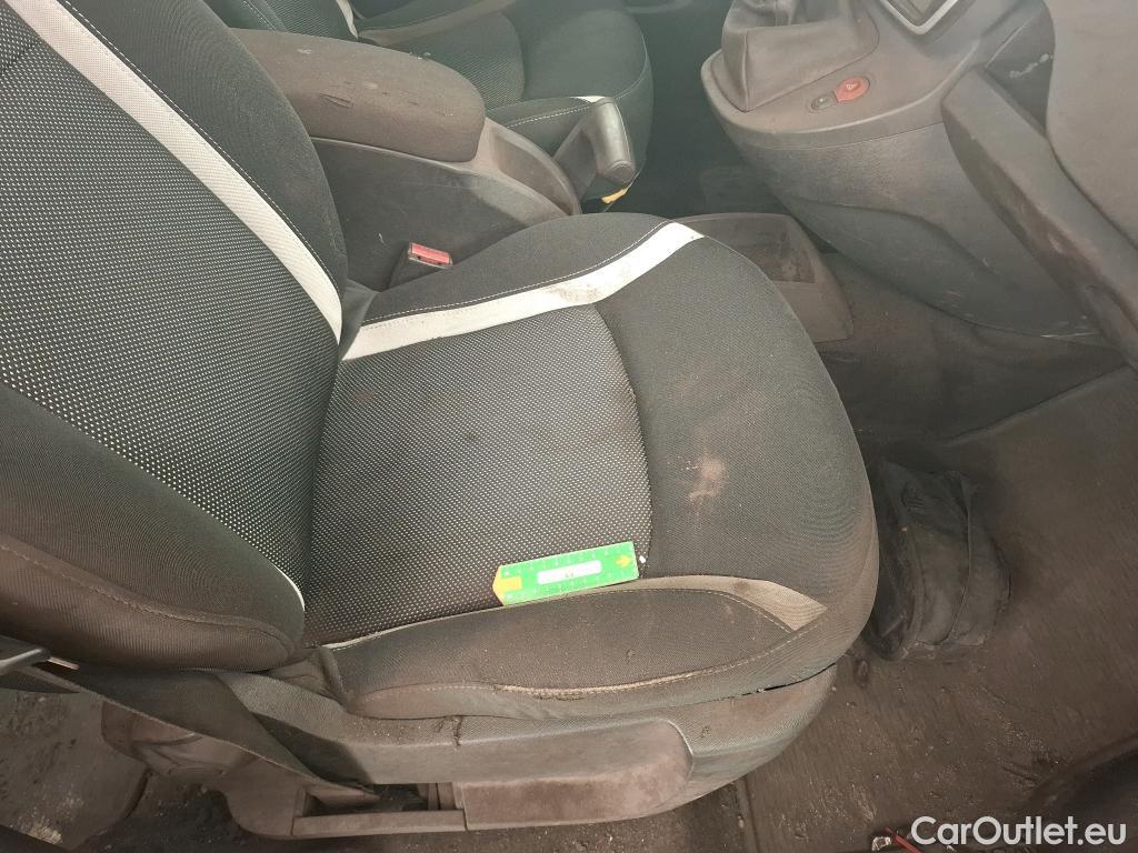  Renault  Kangoo RENAULT  5p Monovolume Zen dCi 90 #62