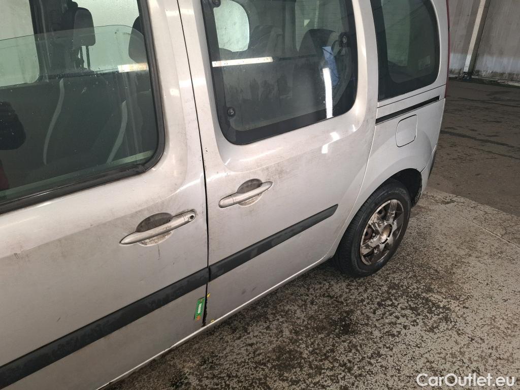  Renault  Kangoo RENAULT  5p Monovolume Zen dCi 90 #24