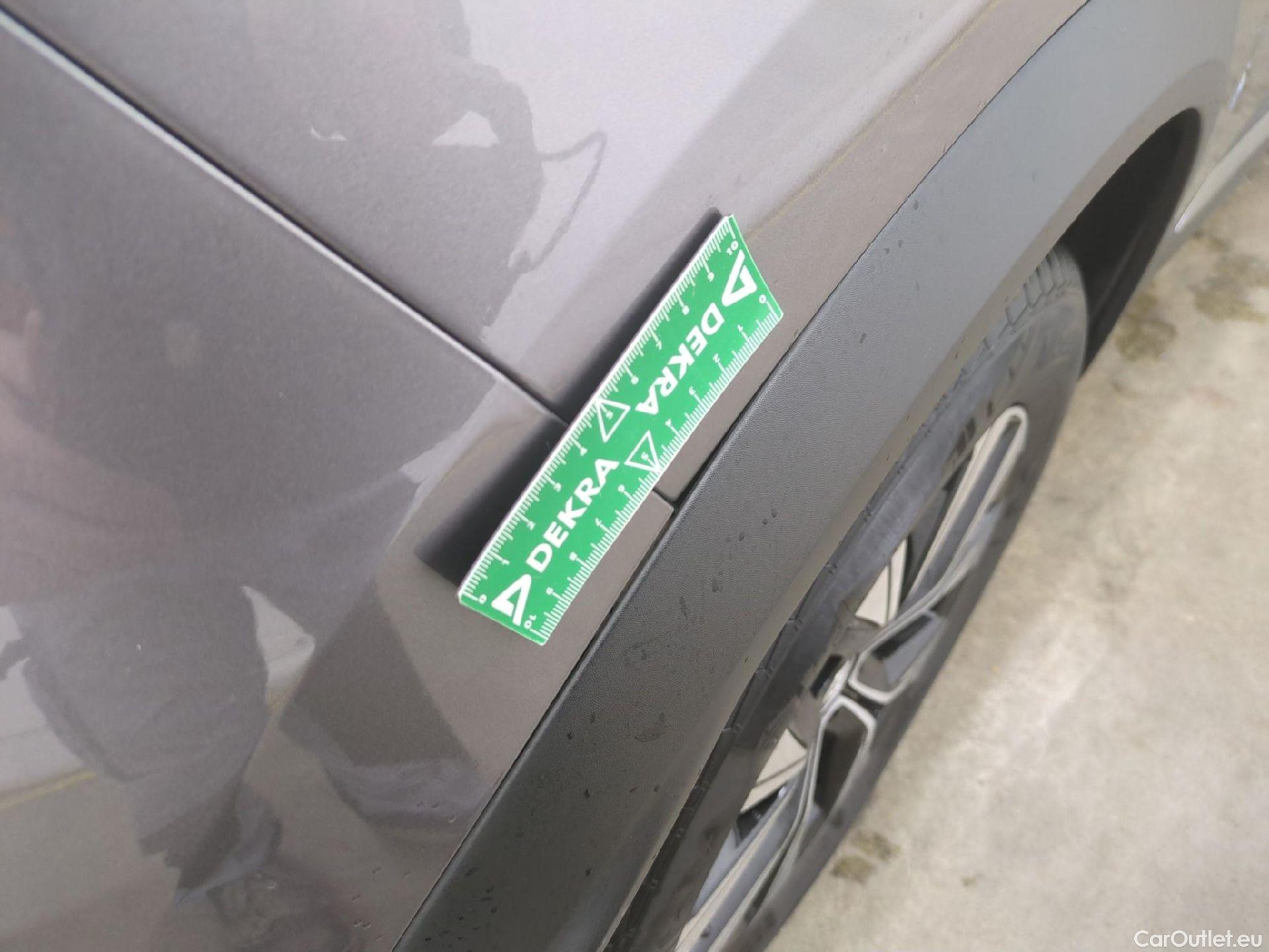  Renault  Captur RENAULT  / 2019 / 5P / SUV techno mild hybrid 160 EDC #15