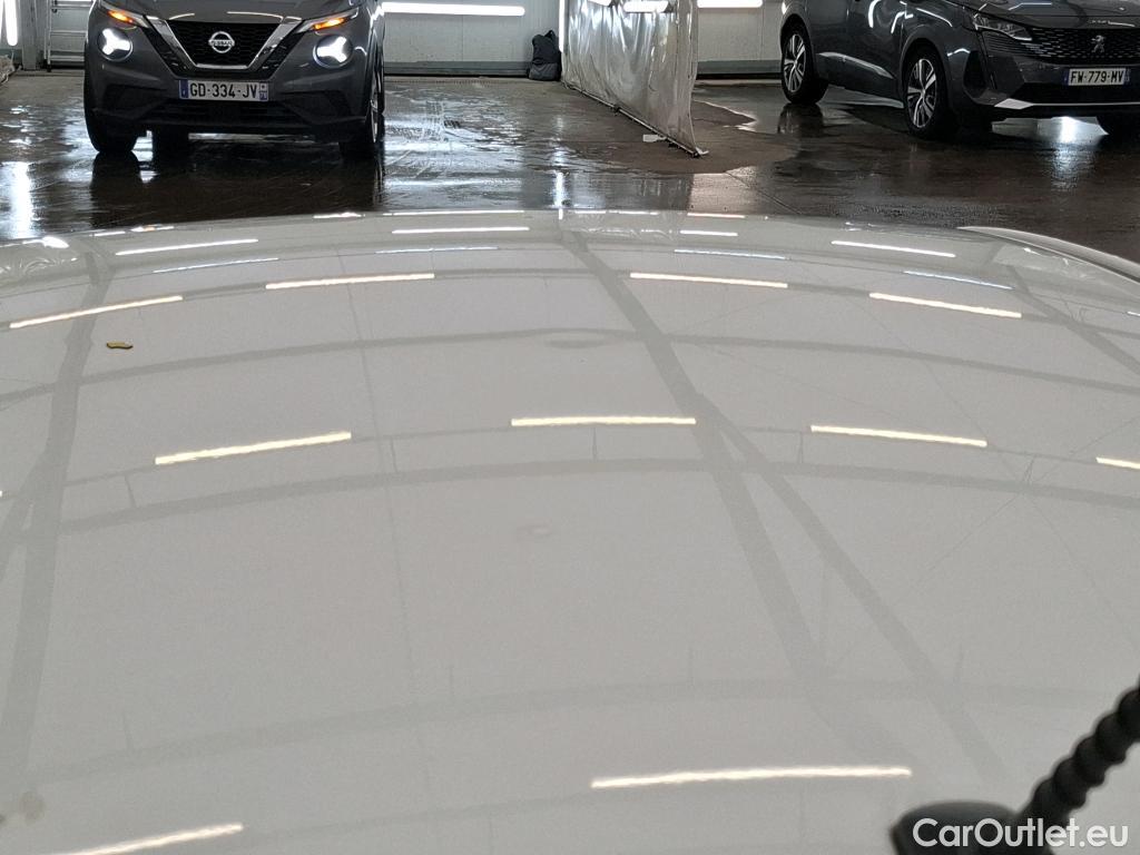  Toyota  Yaris TOYOTA  Hybride / 2017 / 5P / Berline 1.5 VVT-I HYBRID France Business #6