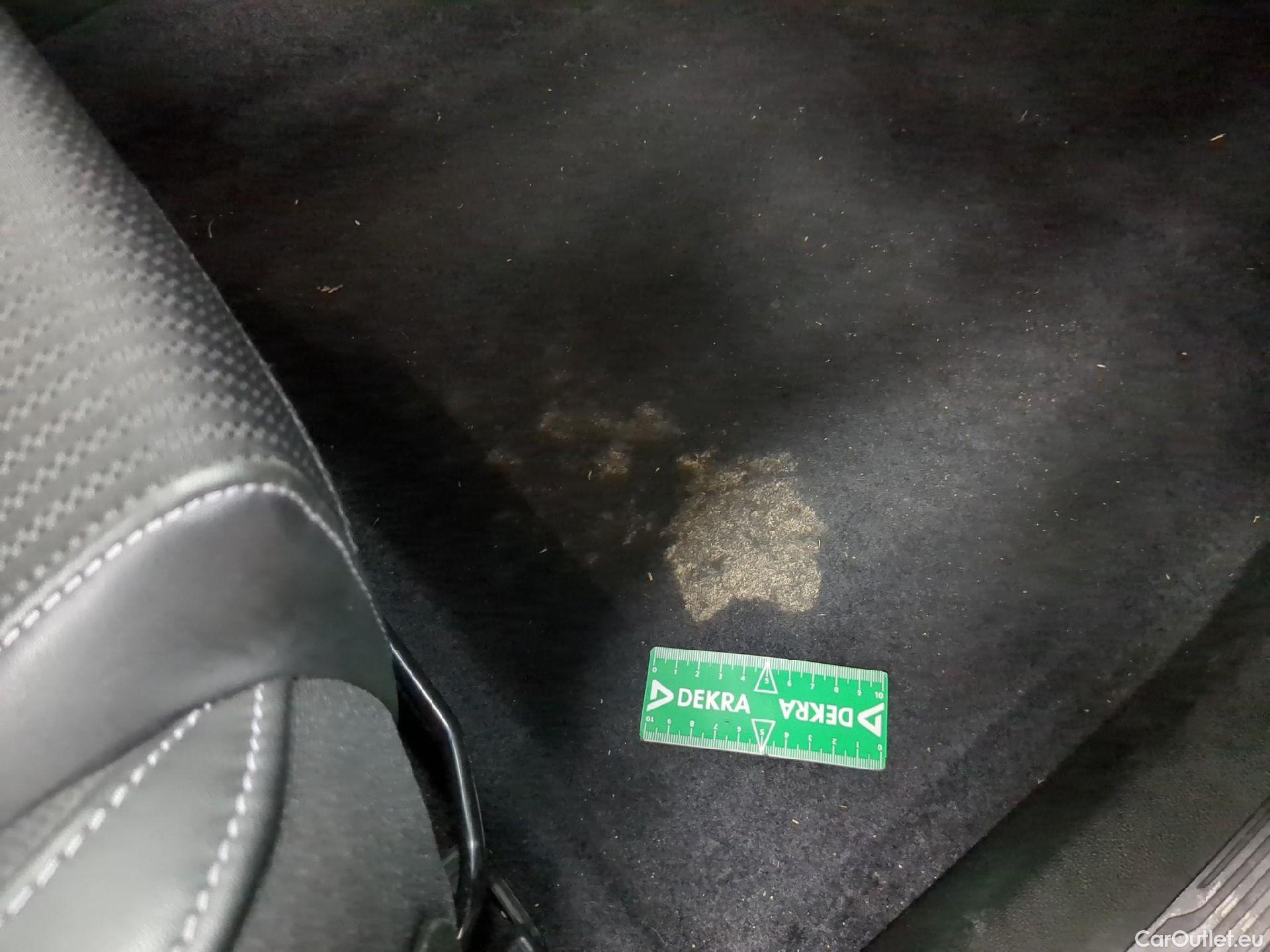  Renault  Megane RENAULT Mégane Estate / 2020 / 5P / Break techno TCe 140 EDC #10