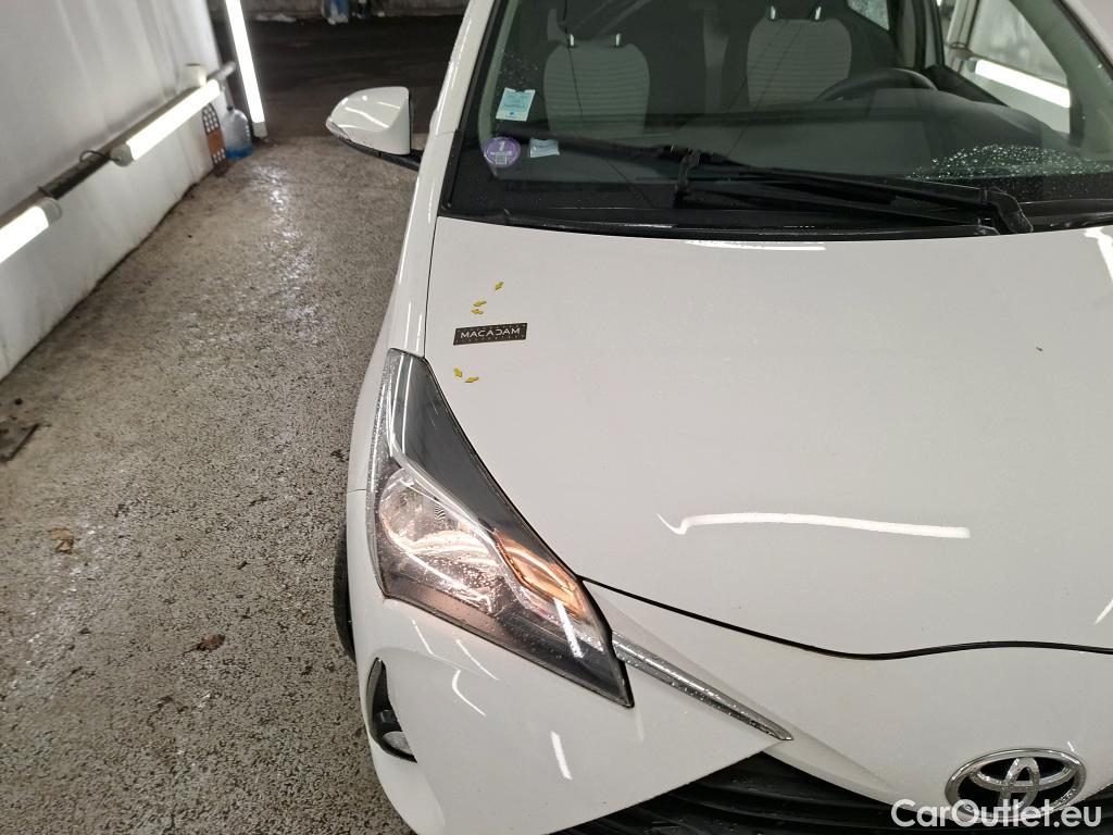  Toyota  Yaris TOYOTA  5p Berline 110 VVT-i France Business #2