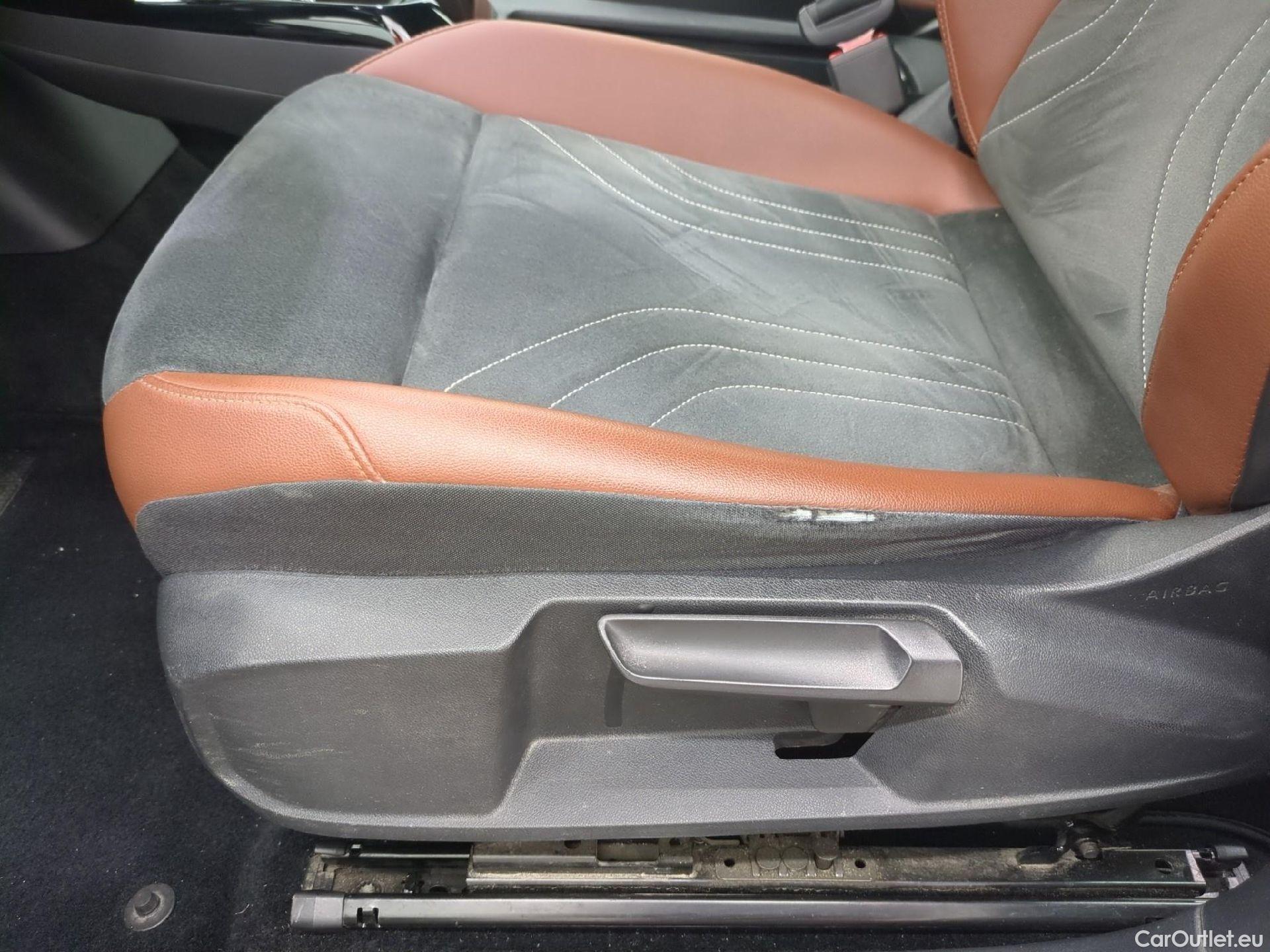  Volkswagen  ID.4 VOLKSWAGEN  / 2020 / 5P / SUV 77 kWh 174ch Pro #1