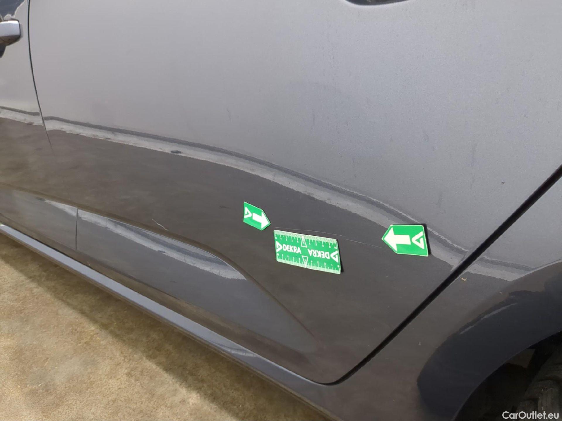  Renault  Megane RENAULT Mégane Estate / 2020 / 5P / Break techno TCe 140 EDC #17