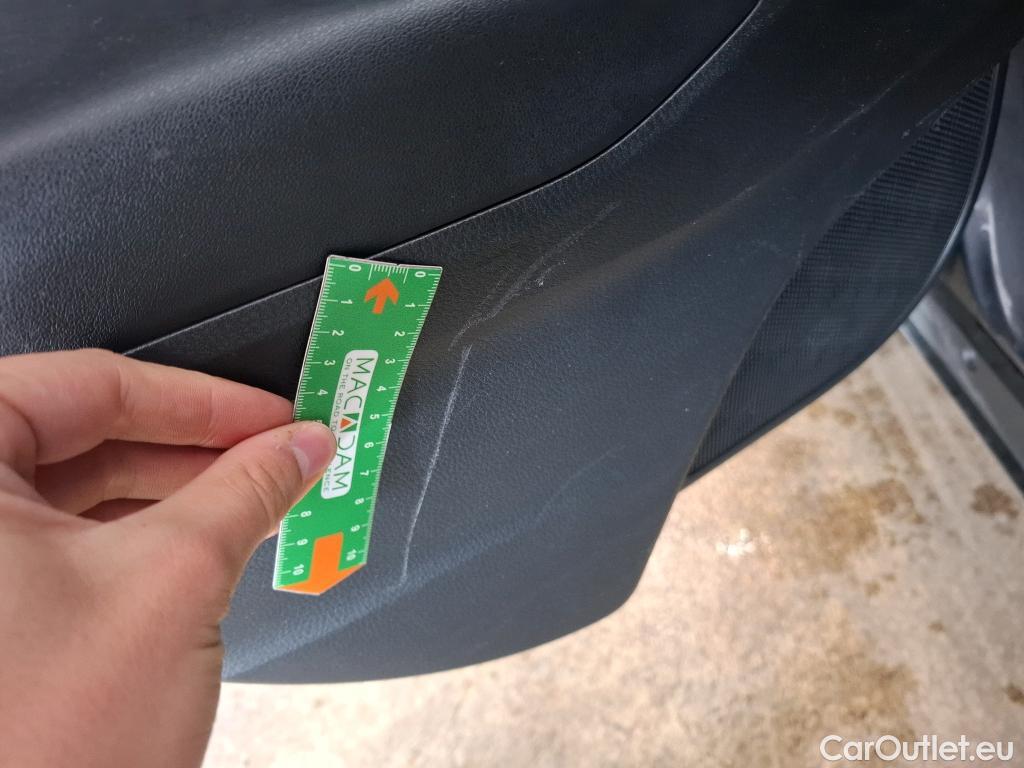  Toyota  C-HR TOYOTA  / 2016 / 5P / SUV 2.0 HYBRIDE 184 COLLECTION #10