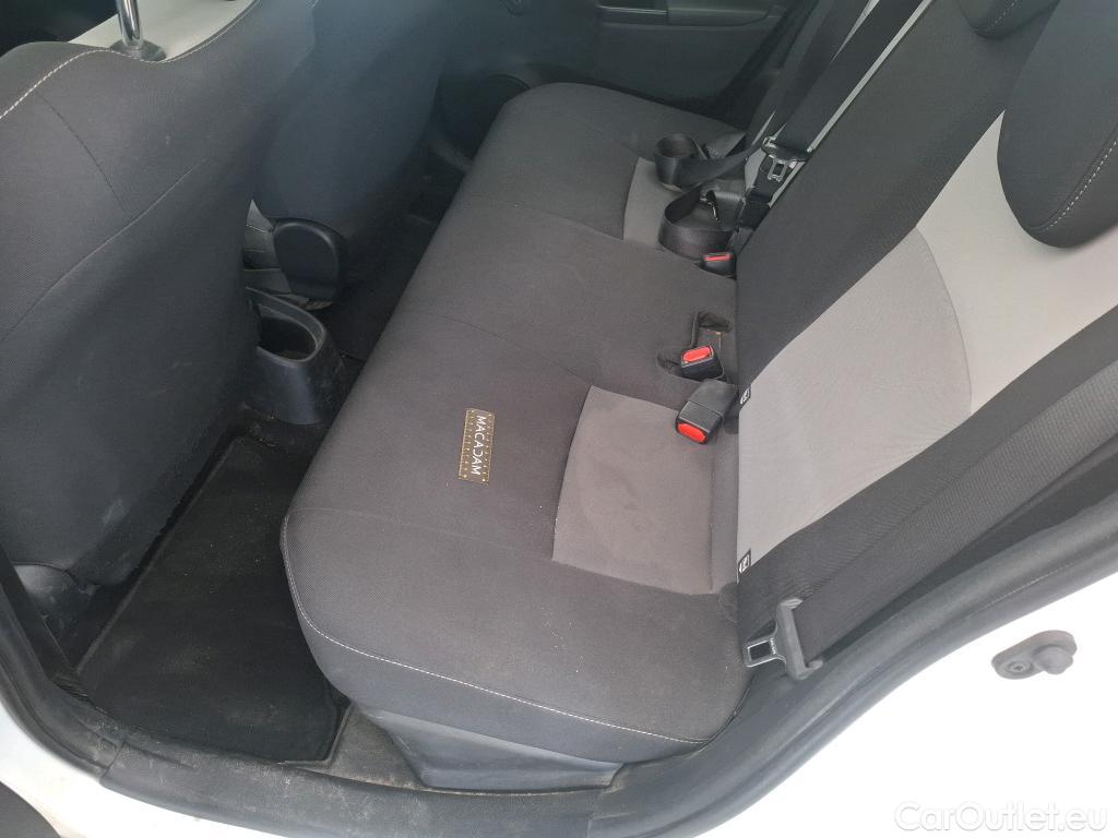  Toyota  Yaris TOYOTA  Hybride / 2017 / 5P / Berline 1.5 VVT-I HYBRID France Business #41