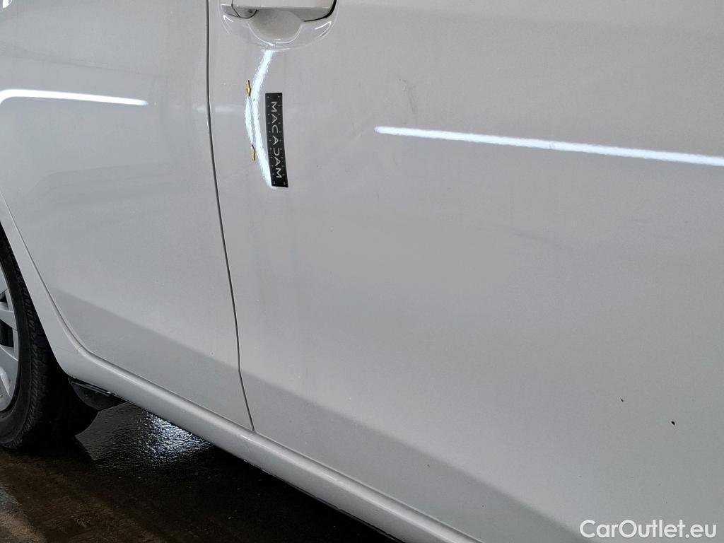  Toyota  Yaris TOYOTA  Hybride / 2017 / 5P / Berline 1.5 VVT-I HYBRID France Business #16