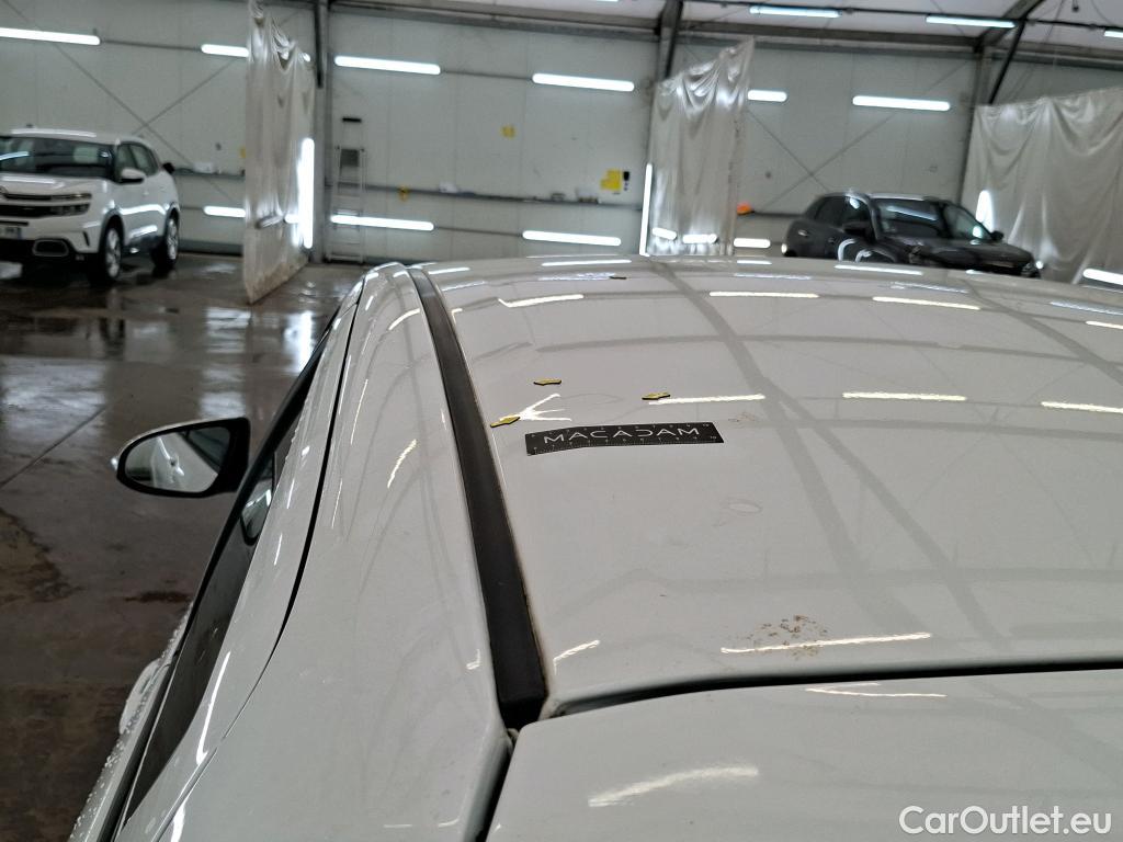  Toyota  Yaris TOYOTA  Hybride / 2017 / 5P / Berline 1.5 VVT-I HYBRID France Business #2