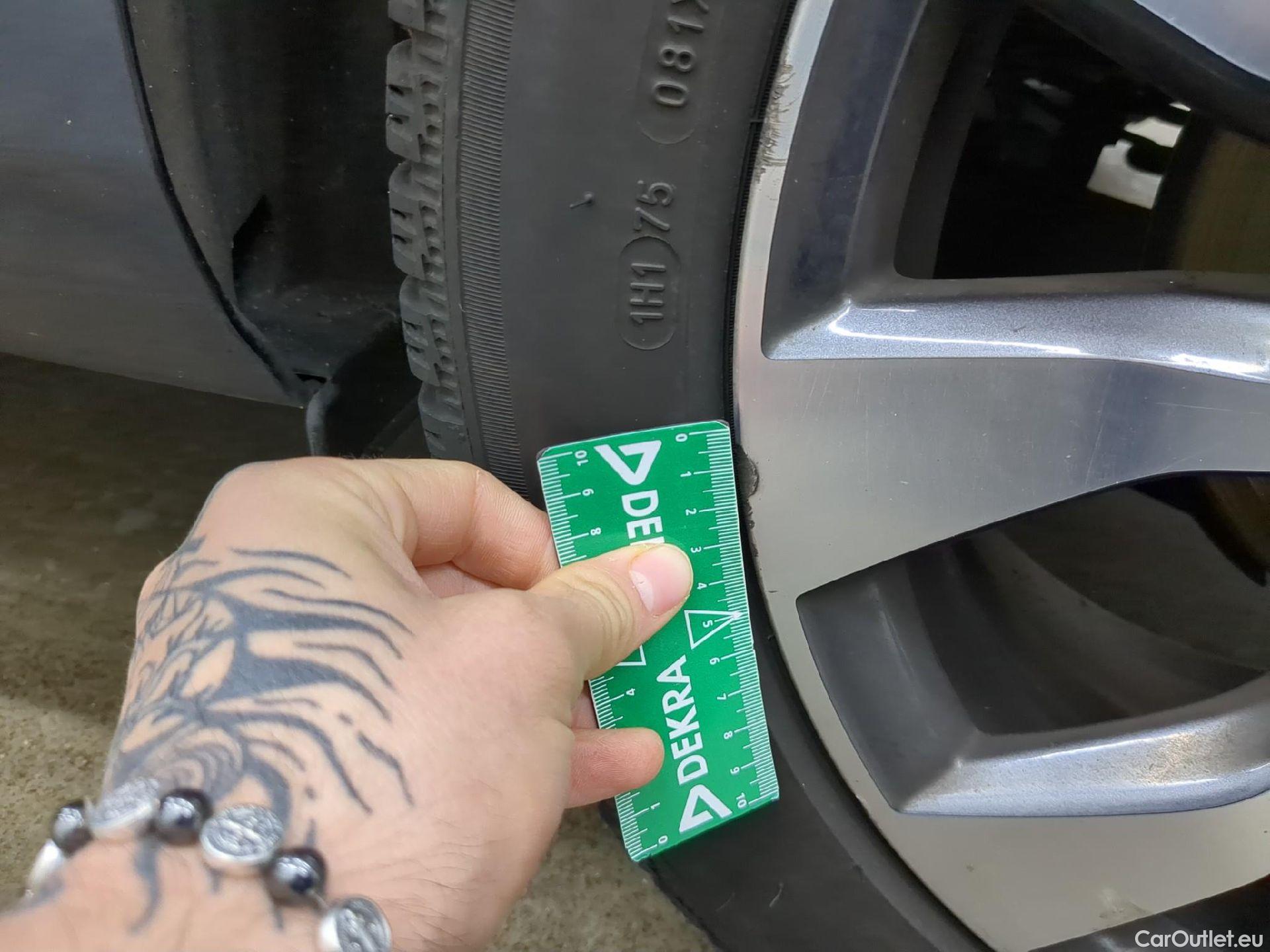  Renault  Megane RENAULT Mégane Estate / 2020 / 5P / Break techno TCe 140 EDC #20