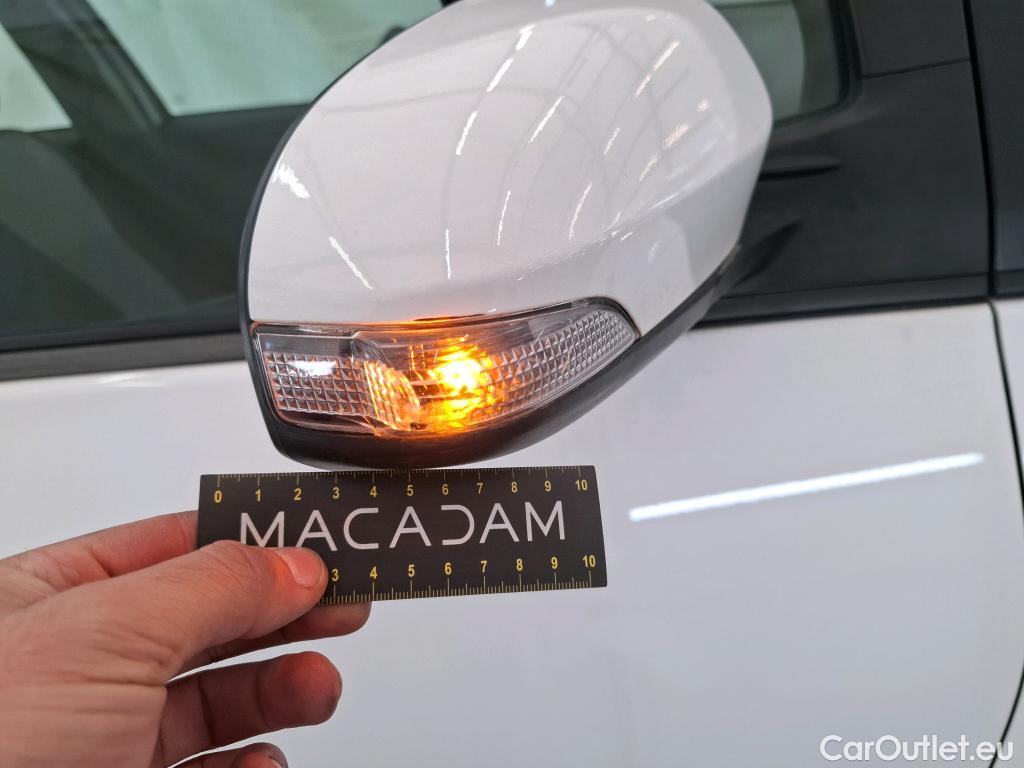  Toyota  Yaris TOYOTA  Hybride / 2017 / 5P / Berline 1.5 VVT-I HYBRID France Business #35